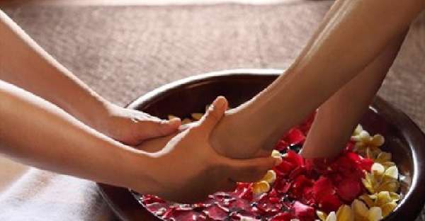 How To Give The Most Spectacular Foot Massage Ever