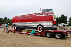 GM FuturlinersGM Futurliners (3)