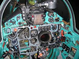 Russian cockpit panels painted in turquoise (4)