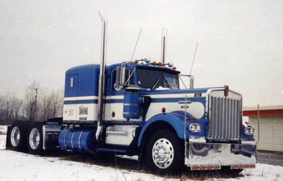 W900