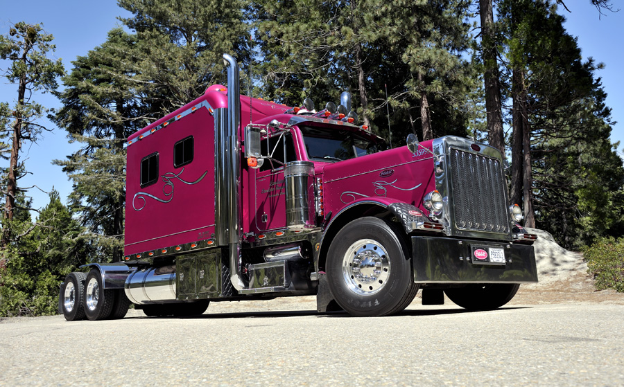 Two's Truckin
