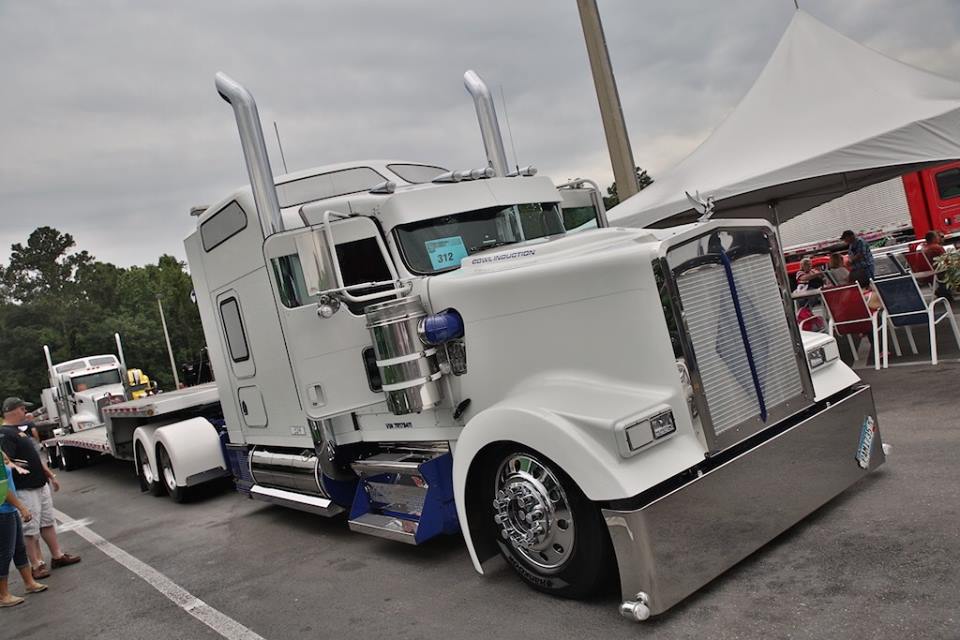 New Custom Semi in White, Chrome and Blue